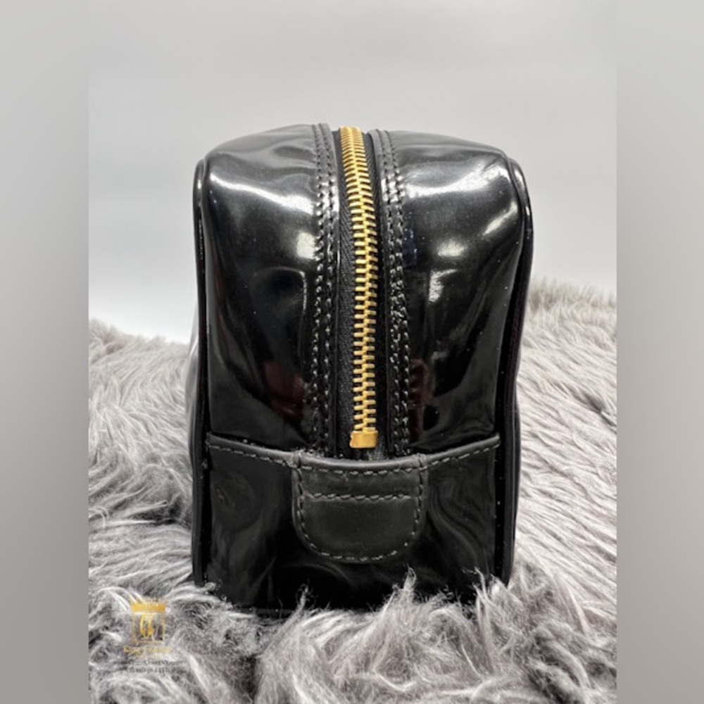 Chanel Cosmetic Pouch - Picture 7 of 15
